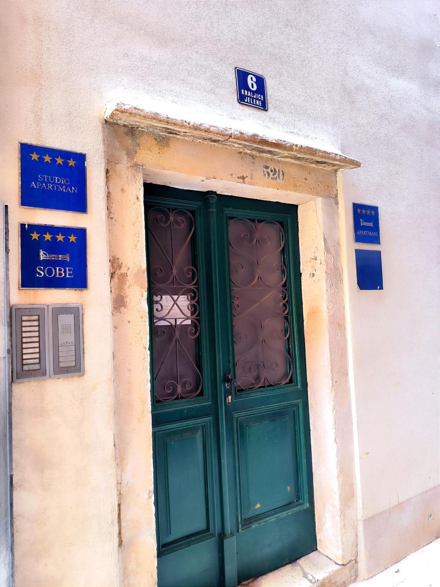 Rialto Luxury Apartment Σίμπενικ Εξωτερικό φωτογραφία